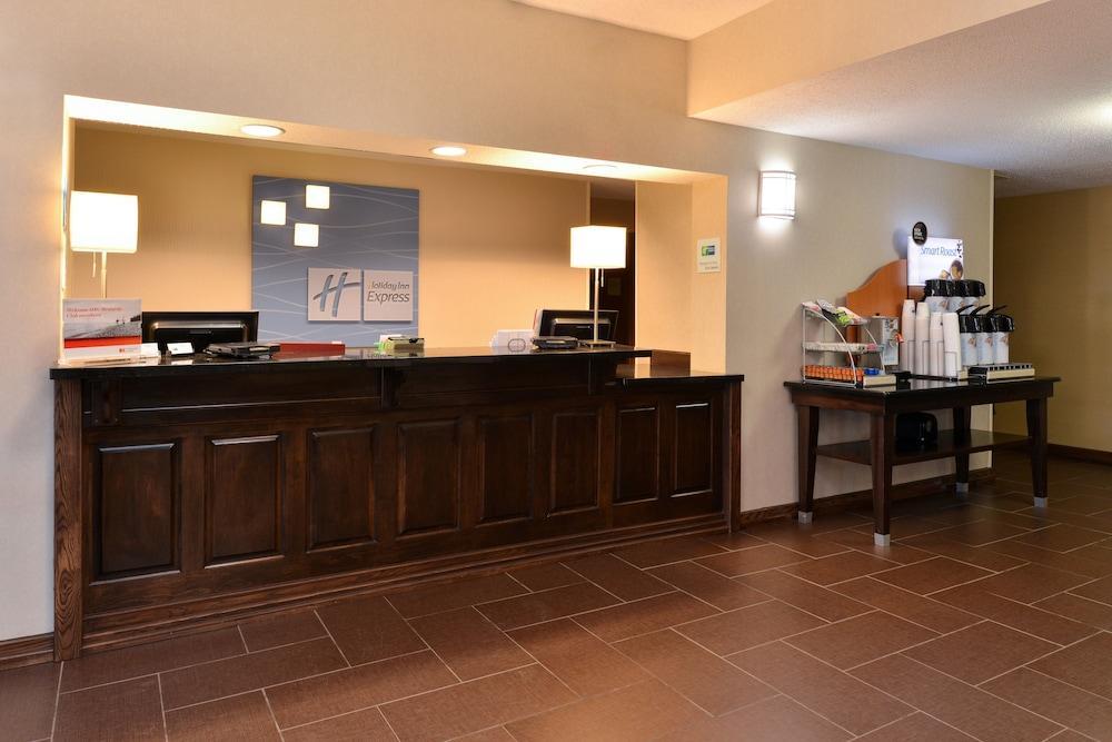 Holiday Inn Express & Suites St Marys By Ihg St. Marys Bagian luar foto