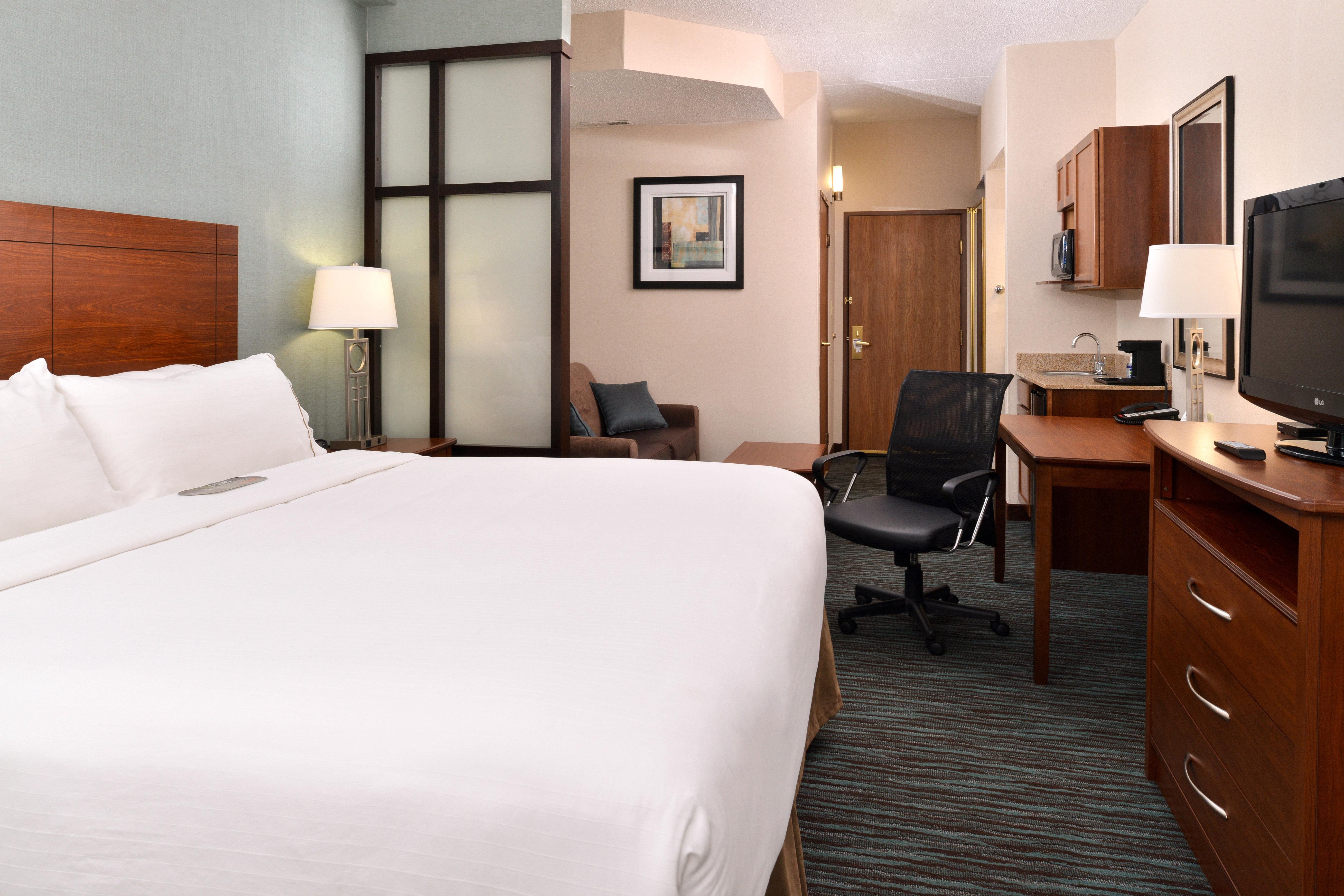 Holiday Inn Express & Suites St Marys By Ihg St. Marys Bagian luar foto