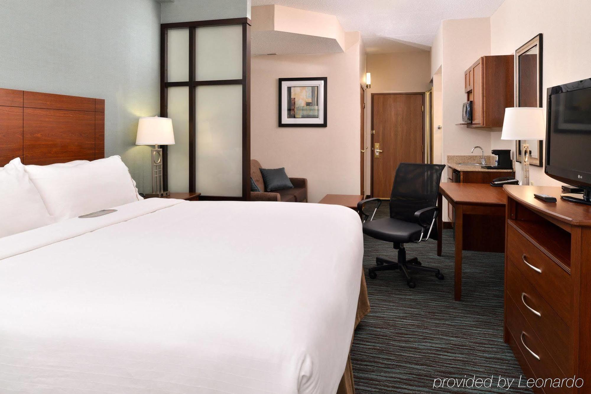 Holiday Inn Express & Suites St Marys By Ihg St. Marys Bagian luar foto
